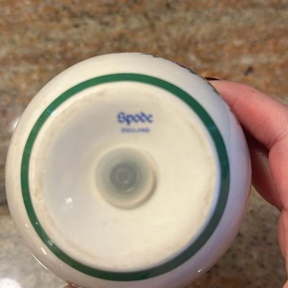 Vintage Spode Christmas Tree Potpourri Pomander Ornament Porcelain Ball England - Picture 2 of 3